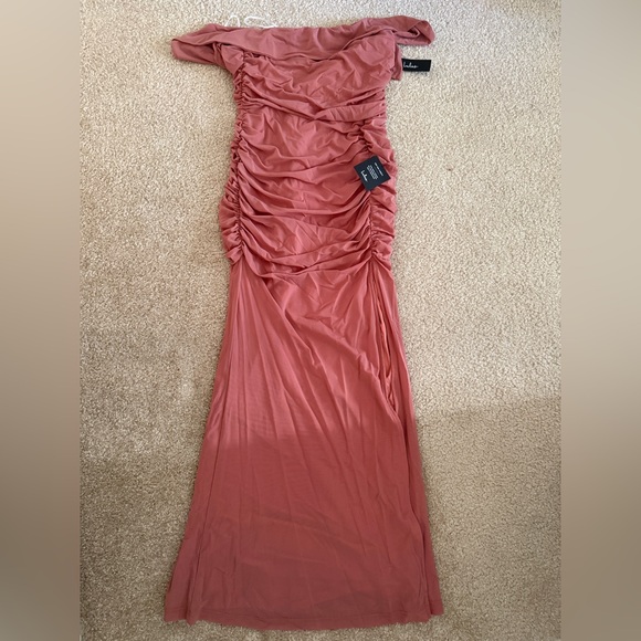 Lulu’s Revel in the Romance Off the Shoulder Maxi Dress - Picture 13 of 16